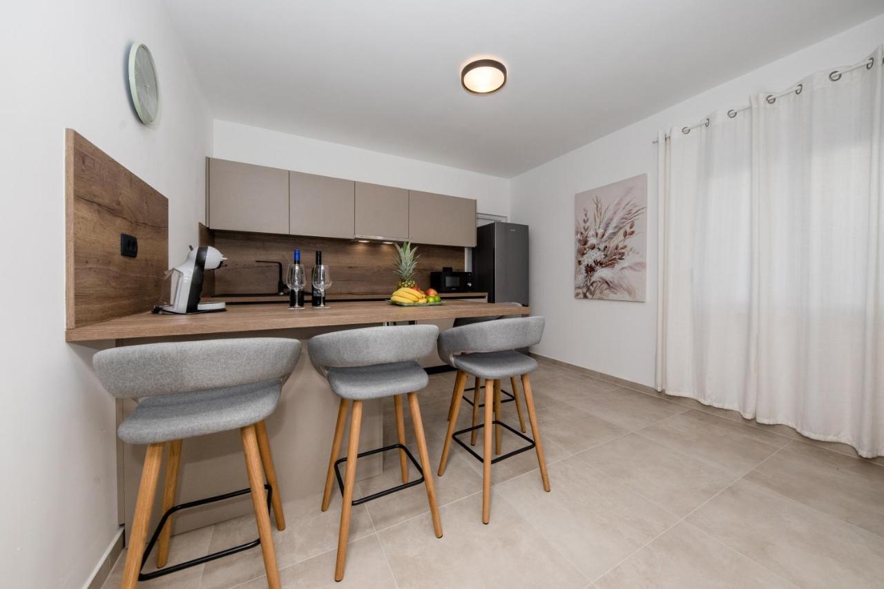 Peaceful Haven Near The Sea-Apartments Torlak Rab Banjol Exterior foto